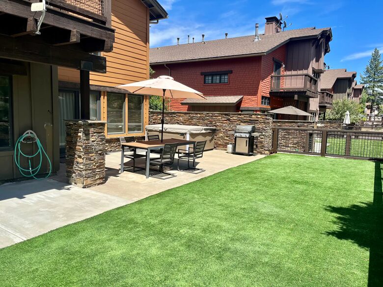 Contemporary Truckee Home Near Donner Lake and Northstar - Truckee, California
