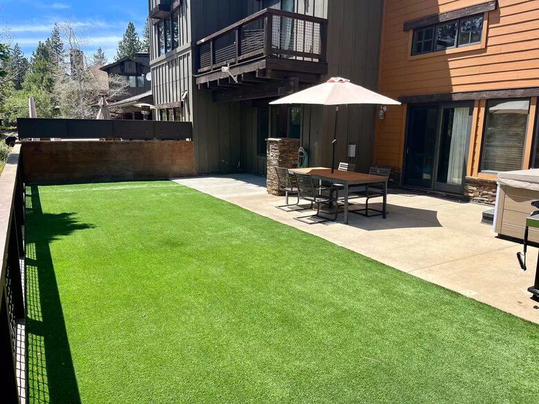 Contemporary Truckee Home Near Donner Lake and Northstar - Truckee, California
