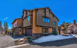 Contemporary Truckee Home Near Donner Lake and Northstar - Truckee, California