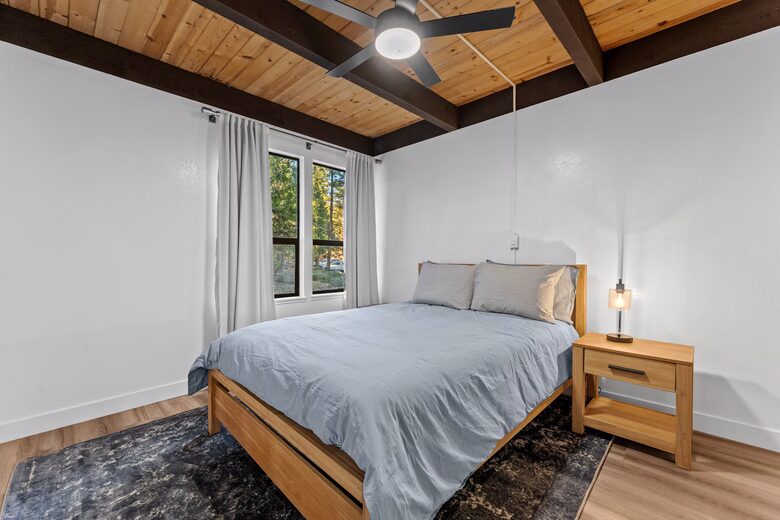 Kings Beach Retreat with Seasonal Pool and Forest Setting - Kings Beach, California