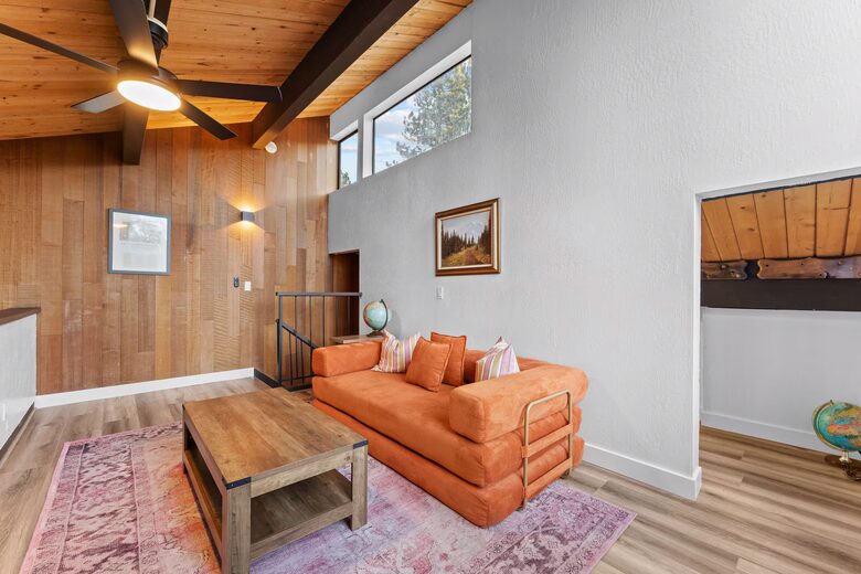 Kings Beach Retreat with Seasonal Pool and Forest Setting - Kings Beach, California