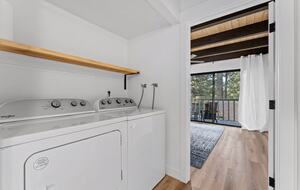 Kings Beach Retreat with Seasonal Pool and Forest Setting - Kings Beach, California