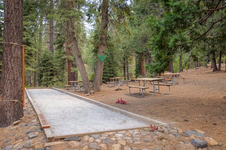 Kings Beach Retreat with Seasonal Pool and Forest Setting - Kings Beach, California