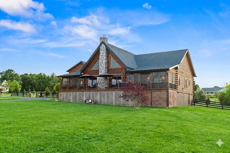 Luray Mountain Lodge with Blue Ridge Views and Private Hot Tub - Luray, Virginia