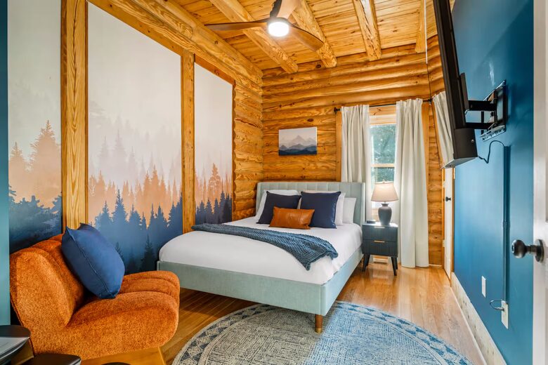 Luray Mountain Lodge with Blue Ridge Views and Private Hot Tub - Luray, Virginia