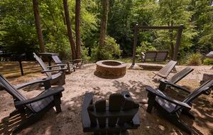 North Georgia Mountain Retreat with Private Chattahoochee River Deck - Clarkesville, Georgia