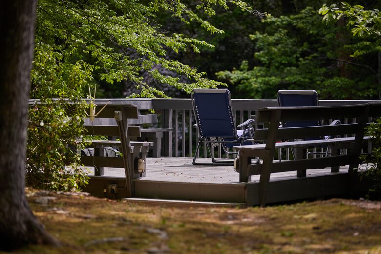 North Georgia Mountain Retreat with Private Chattahoochee River Deck - Clarkesville, Georgia