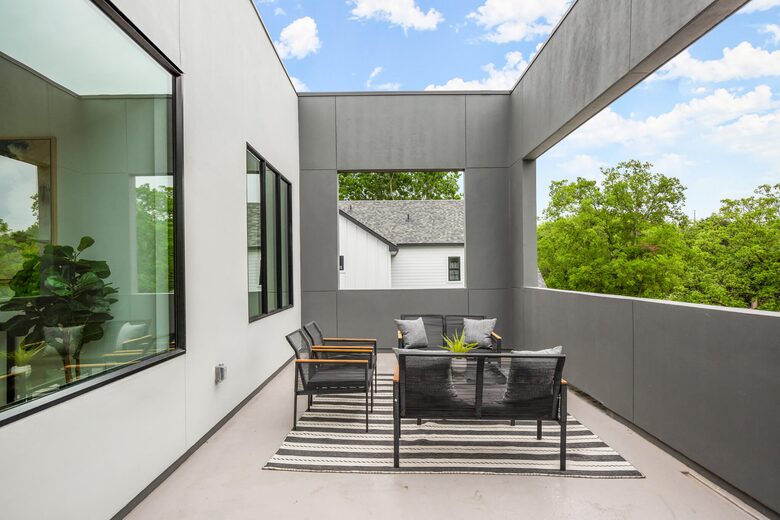 Casa Meile Blanco - Austin, Texas
