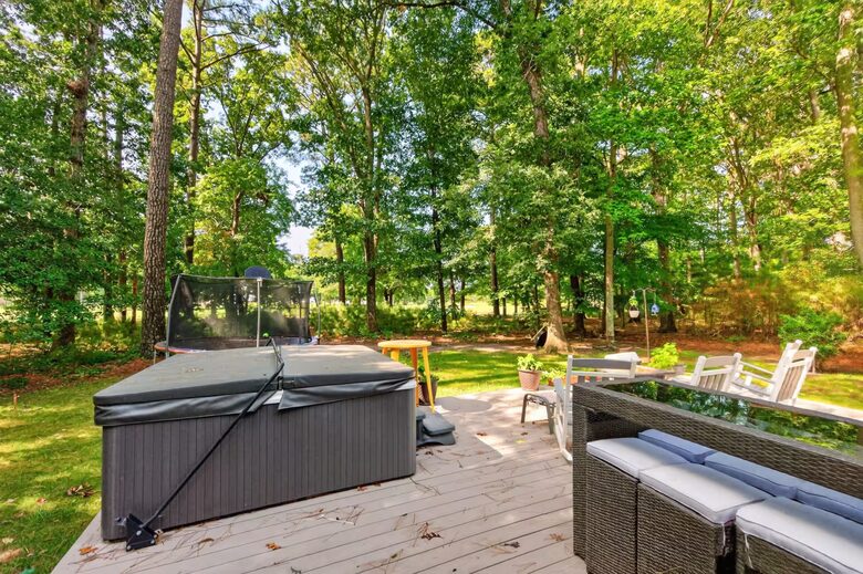 Spacious Cape Charles Retreat Near the Chesapeake Bay - Cape Charles, Virginia