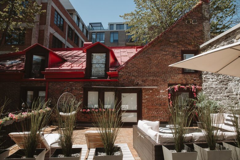 Exclusive 6 bed, 6 bath residence in Old Montreal - Montreal, Canada