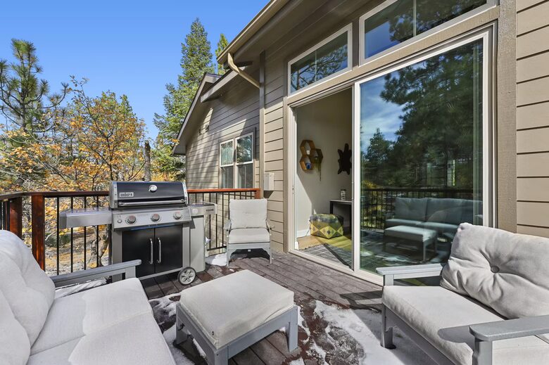 Custom-Built Big Bear Escape Steps from Alpine Slide - Big Bear, California