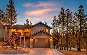 Custom-Built Big Bear Escape Steps from Alpine Slide - Big Bear, California