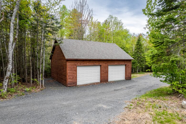Four-Season Lily Bay Retreat on Moosehead Lake - Lily Bay Township, Maine
