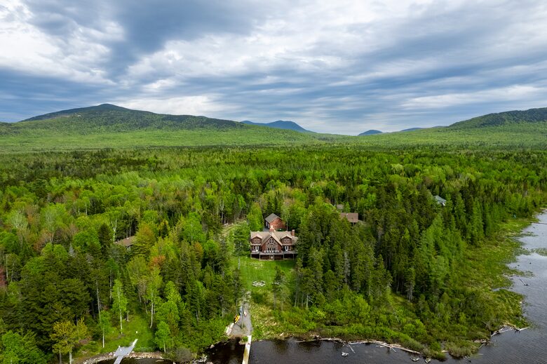 Four-Season Lily Bay Retreat on Moosehead Lake - Lily Bay Township, Maine