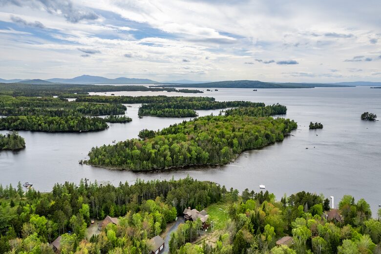 Four-Season Lily Bay Retreat on Moosehead Lake - Lily Bay Township, Maine