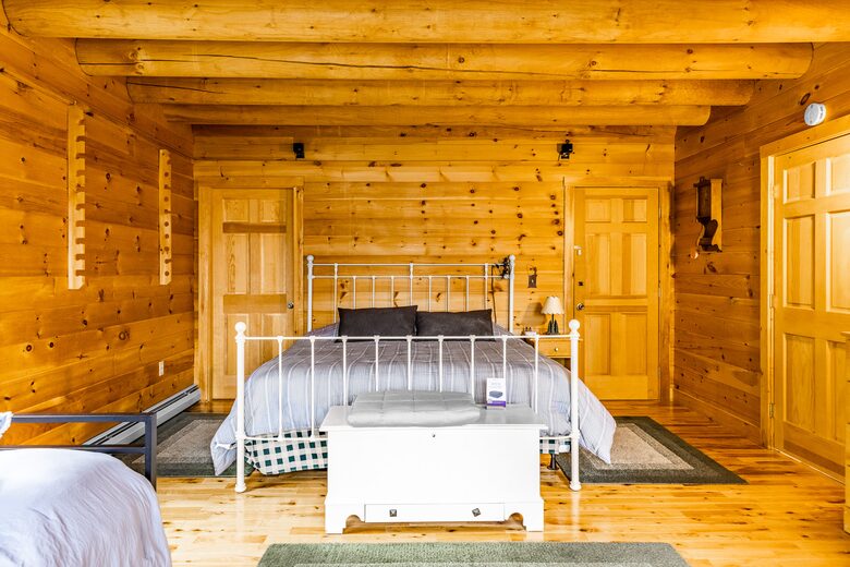 Four-Season Lily Bay Retreat on Moosehead Lake - Lily Bay Township, Maine