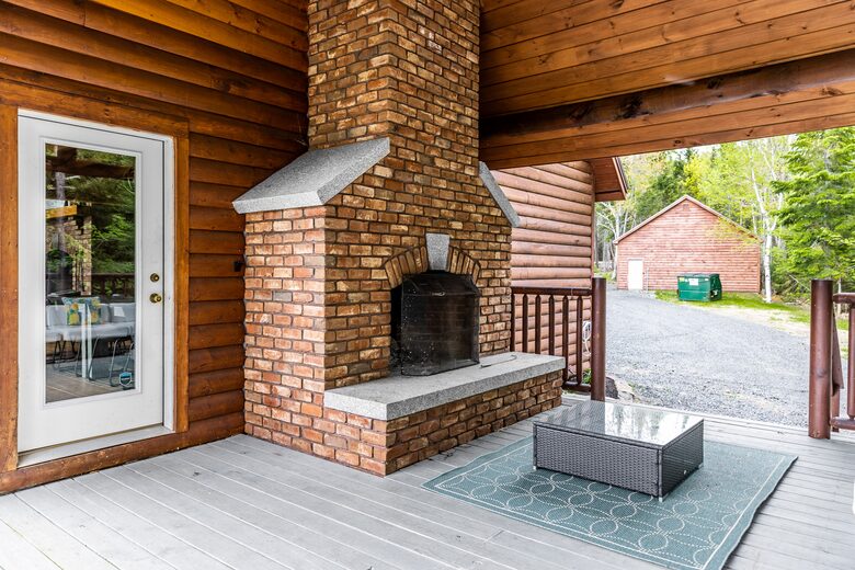 Four-Season Lily Bay Retreat on Moosehead Lake - Lily Bay Township, Maine