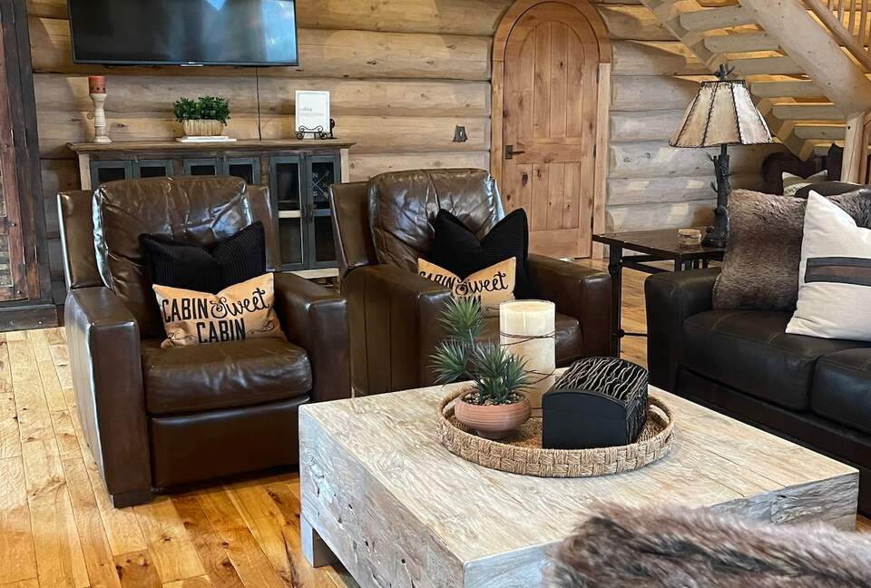 Private Riverfront Retreat in Weber Canyon - Oakley, Utah