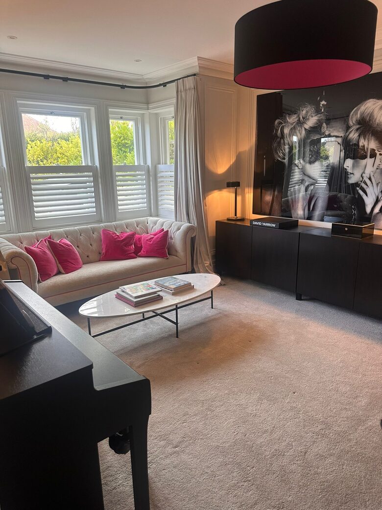 Elegant Guildford Residence - Guildford, United Kingdom