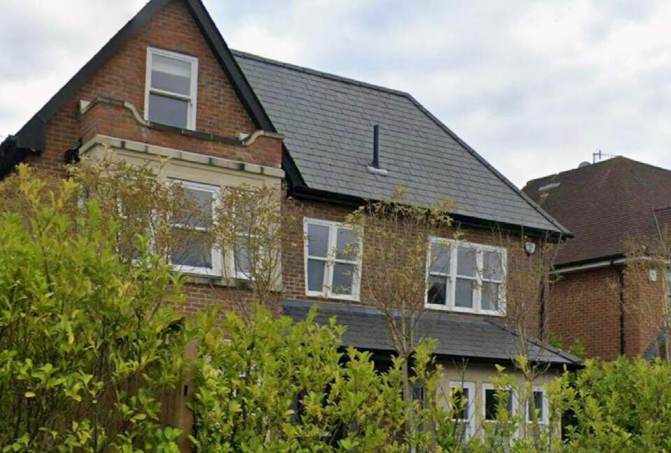 Elegant Guildford Residence - Guildford, United Kingdom