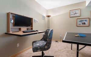 Steamboat Springs Mountain Retreat with Hot Tub and Shuttle - Steamboat Springs, Colorado