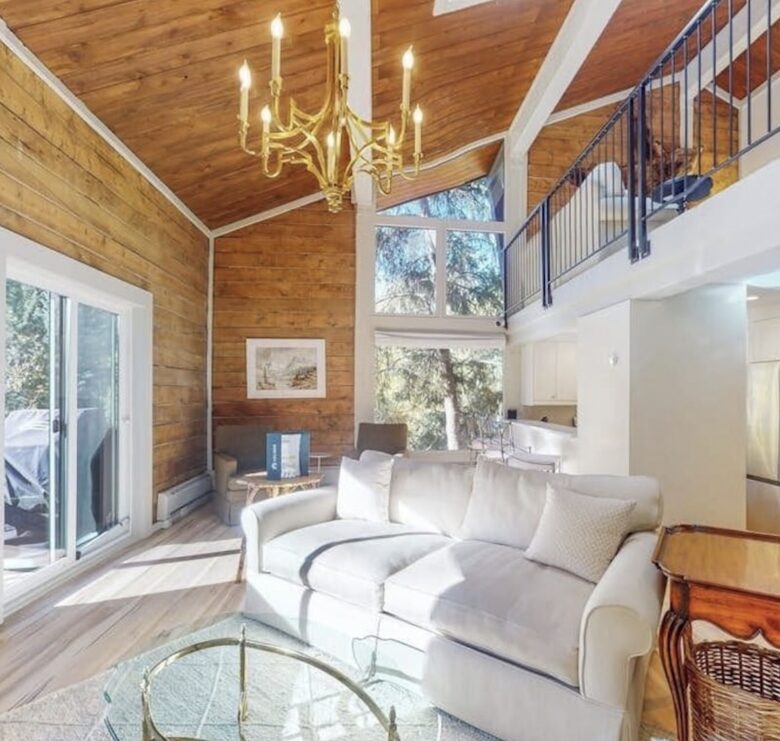 Cozy Colorado Townhome in the Heart of Vail - Vail, Colorado