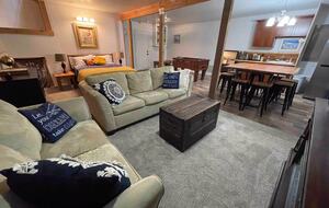 Harstine Island Retreat with Beach Access and Home Theater - Shelton, Washington