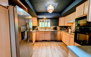 Harstine Island Retreat with Beach Access and Home Theater - Shelton, Washington