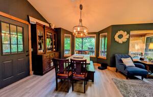 Harstine Island Retreat with Beach Access and Home Theater - Shelton, Washington