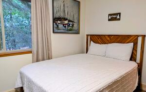 Harstine Island Retreat with Beach Access and Home Theater - Shelton, Washington