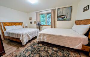 Harstine Island Retreat with Beach Access and Home Theater - Shelton, Washington