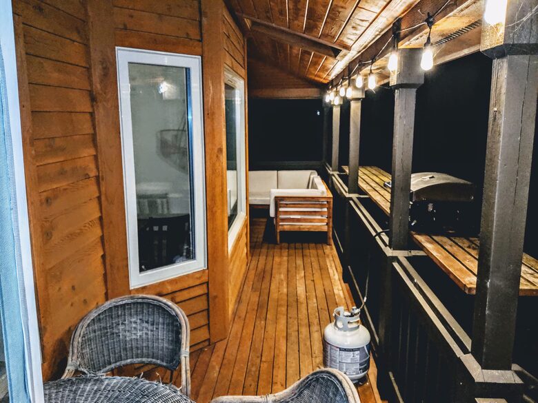Harstine Island Retreat with Beach Access and Home Theater - Shelton, Washington