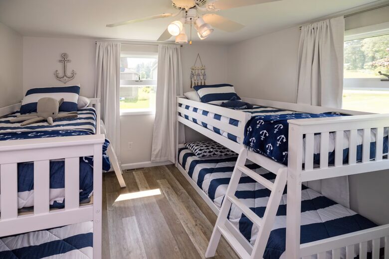 Chautauqua, NY Lakefront Retreat with Private Dock and Kayaks - Mayville, New York