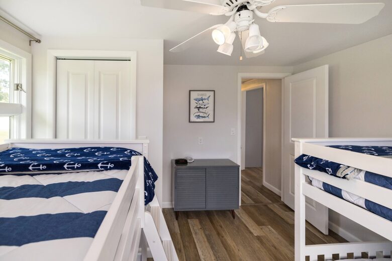 Chautauqua, NY Lakefront Retreat with Private Dock and Kayaks - Mayville, New York