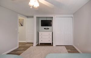 Chautauqua, NY Lakefront Retreat with Private Dock and Kayaks - Mayville, New York