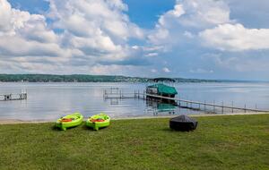Chautauqua, NY Lakefront Retreat with Private Dock and Kayaks - Mayville, New York