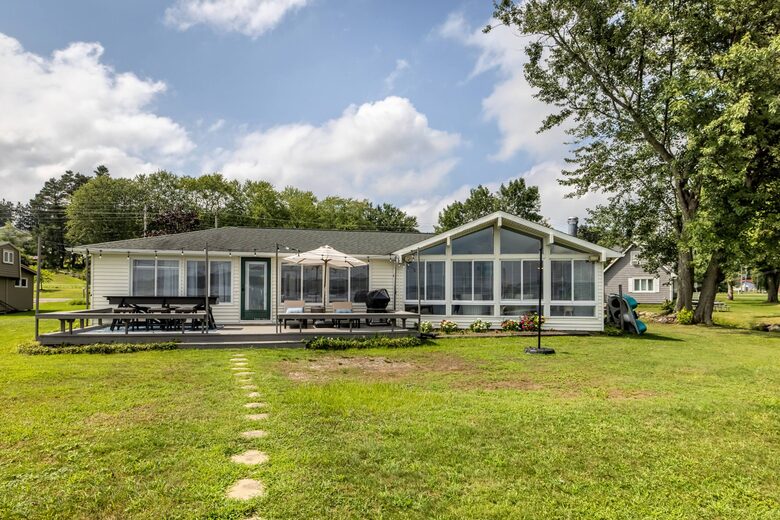 Chautauqua, NY Lakefront Retreat with Private Dock and Kayaks - Mayville, New York