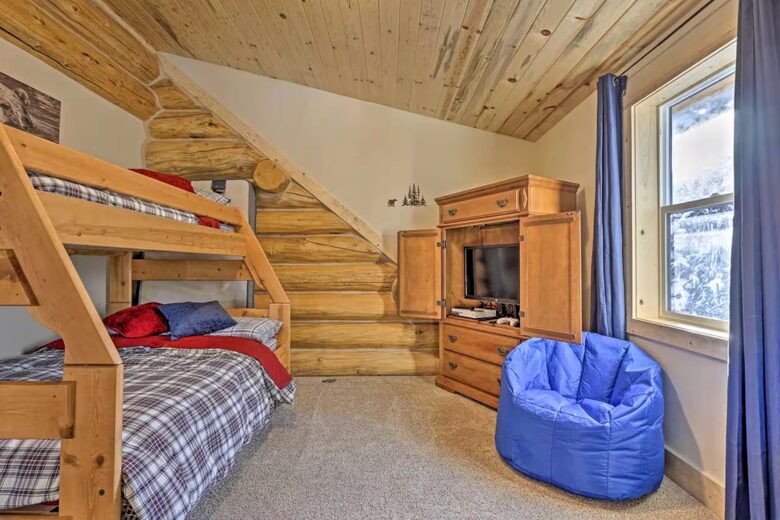 Log-Style Mountain Escape Minutes from Breckenridge Slopes - Breckenridge, Colorado