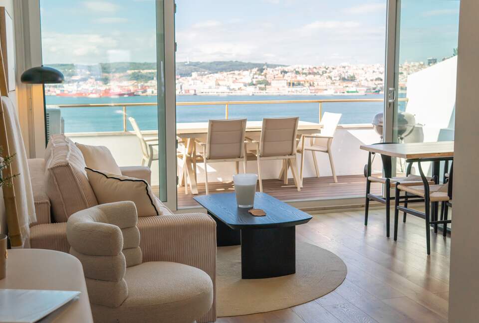 Cacilhas Waterfront Retreat with Tagus River and Lisbon Views - Lisbon, Portugal