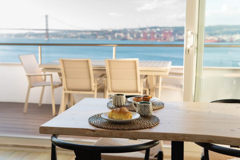Cacilhas Waterfront Retreat with Tagus River and Lisbon Views - Lisbon, Portugal
