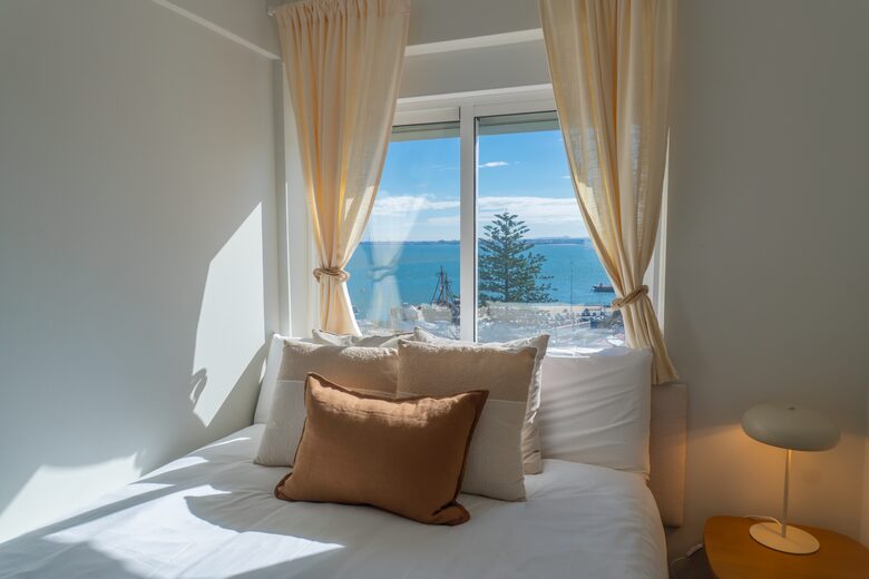 Cacilhas Waterfront Retreat with Tagus River and Lisbon Views - Lisbon, Portugal