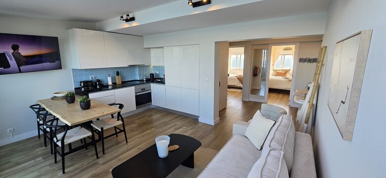 Cacilhas Waterfront Retreat with Tagus River and Lisbon Views - Lisbon, Portugal