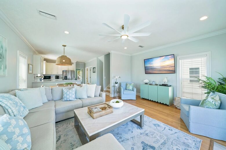 Santa Rosa Beach Escape with Private Pool Near Oyster Lake - Santa Rosa Beach, Florida