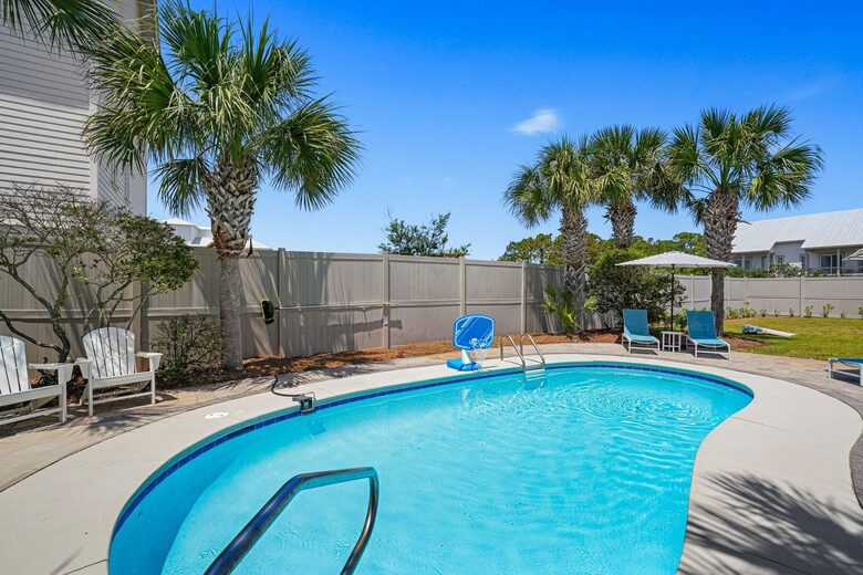 Santa Rosa Beach Escape with Private Pool Near Oyster Lake - Santa Rosa Beach, Florida