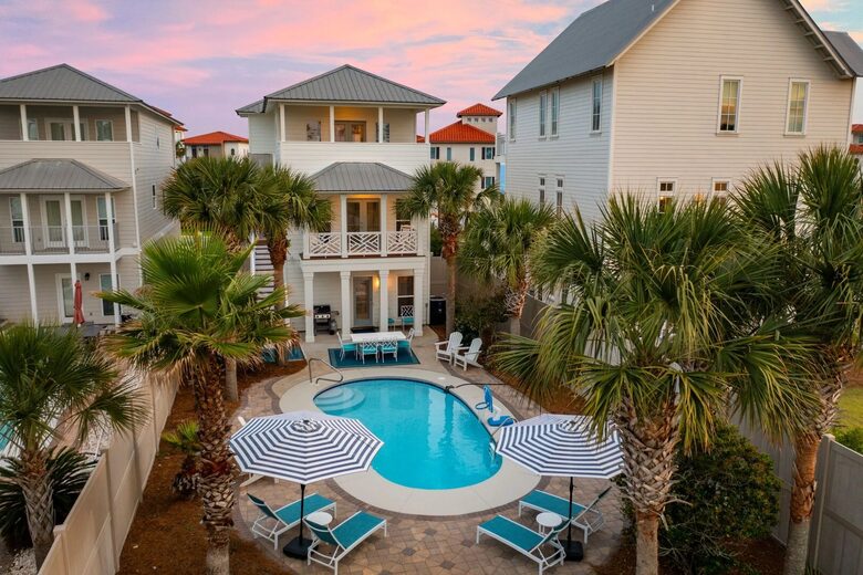 Santa Rosa Beach Escape with Private Pool Near Oyster Lake - Santa Rosa Beach, Florida