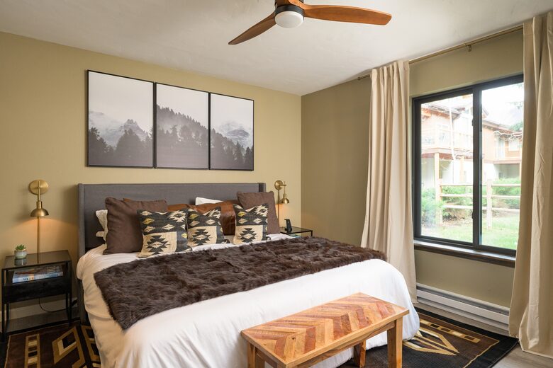 The LOTO Lodge @ BC West - Close to Beaver Creek and Vail! - Avon, Colorado
