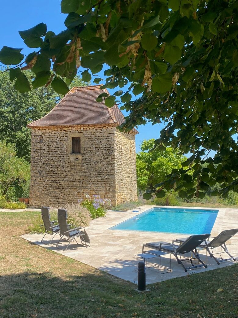 Restored Dordogne Country House with Heated Pool - Lalinde, France