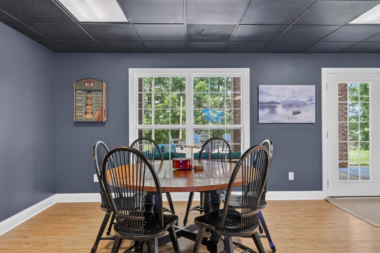 Spacious Waterfront Escape on Tim’s Ford Lake - Estill Springs, Tennessee
