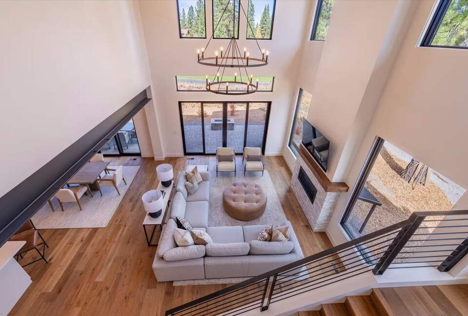 Mountain-Modern Schaffer’s Mill Home with Scenic Views - Truckee, California
