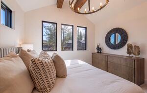 Mountain-Modern Schaffer’s Mill Home with Scenic Views - Truckee, California